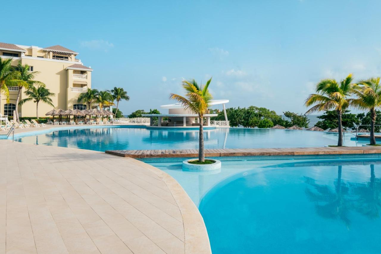 Iberostar Waves Rose Hall Beach 몬테고 베이 외부 사진
