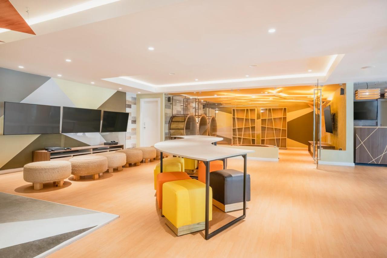 Iberostar Waves Rose Hall Beach 몬테고 베이 외부 사진