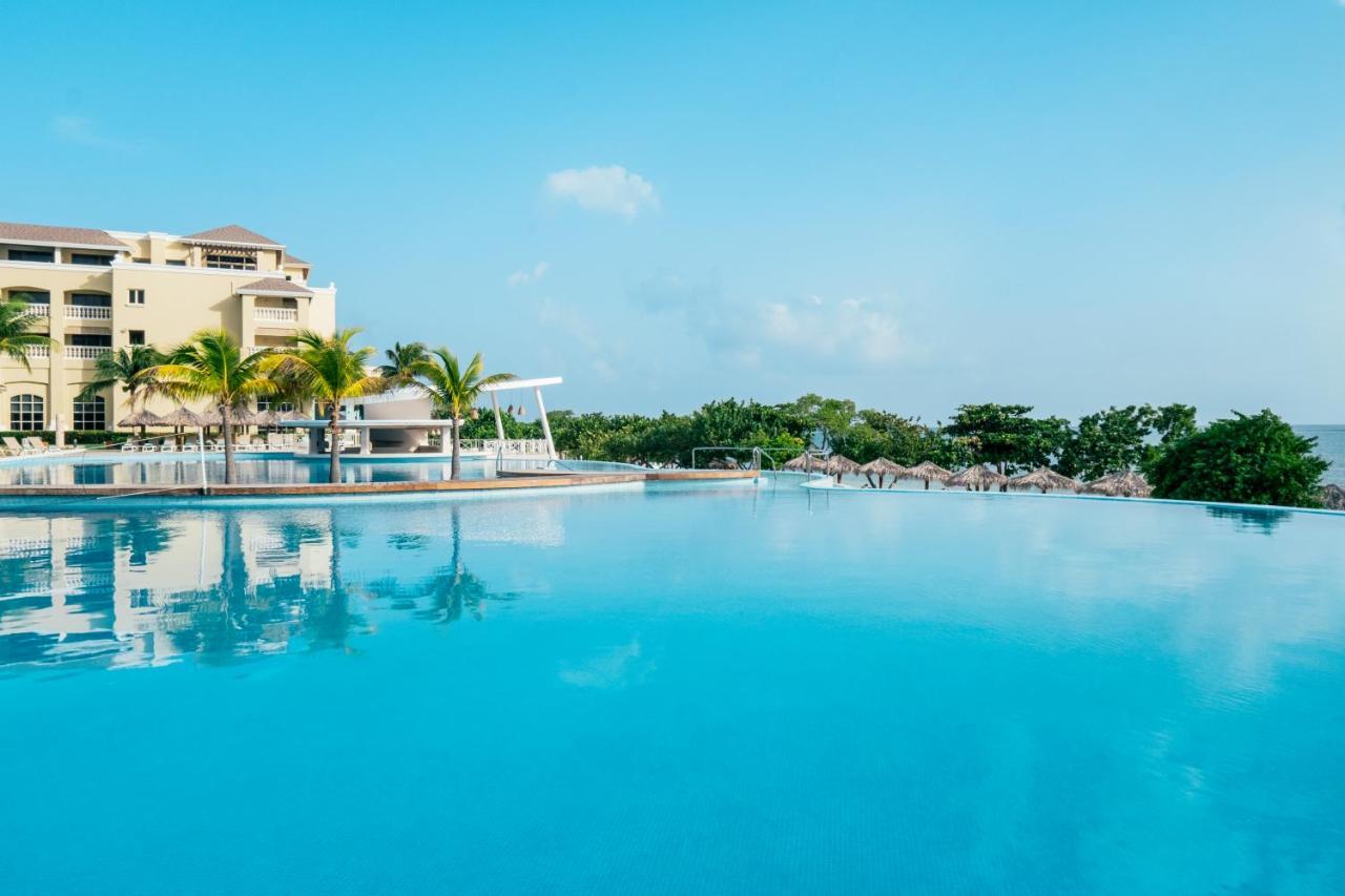 Iberostar Waves Rose Hall Beach 몬테고 베이 외부 사진