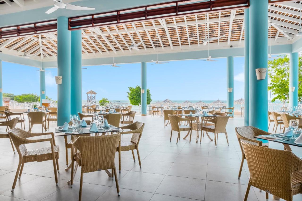 Iberostar Waves Rose Hall Beach 몬테고 베이 외부 사진