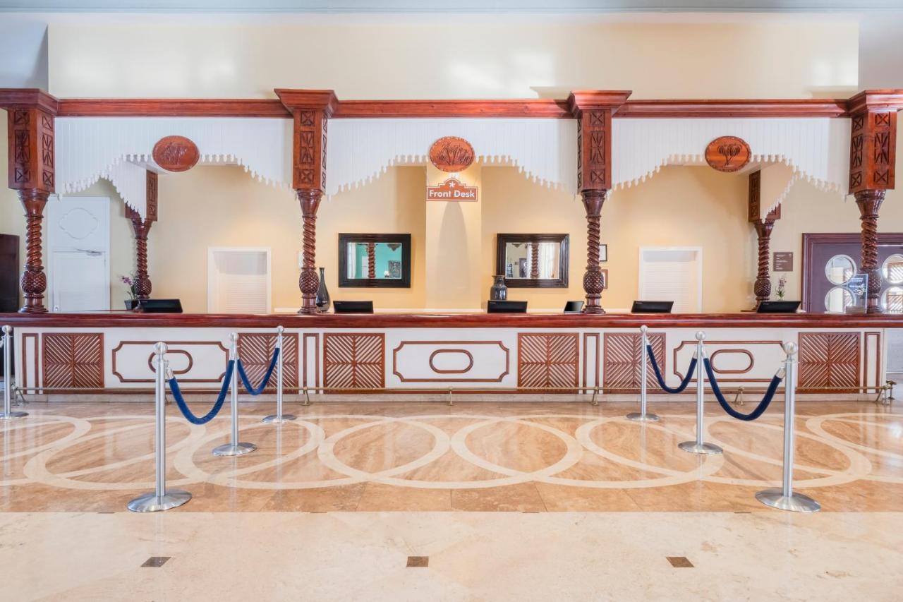 Iberostar Waves Rose Hall Beach 몬테고 베이 외부 사진