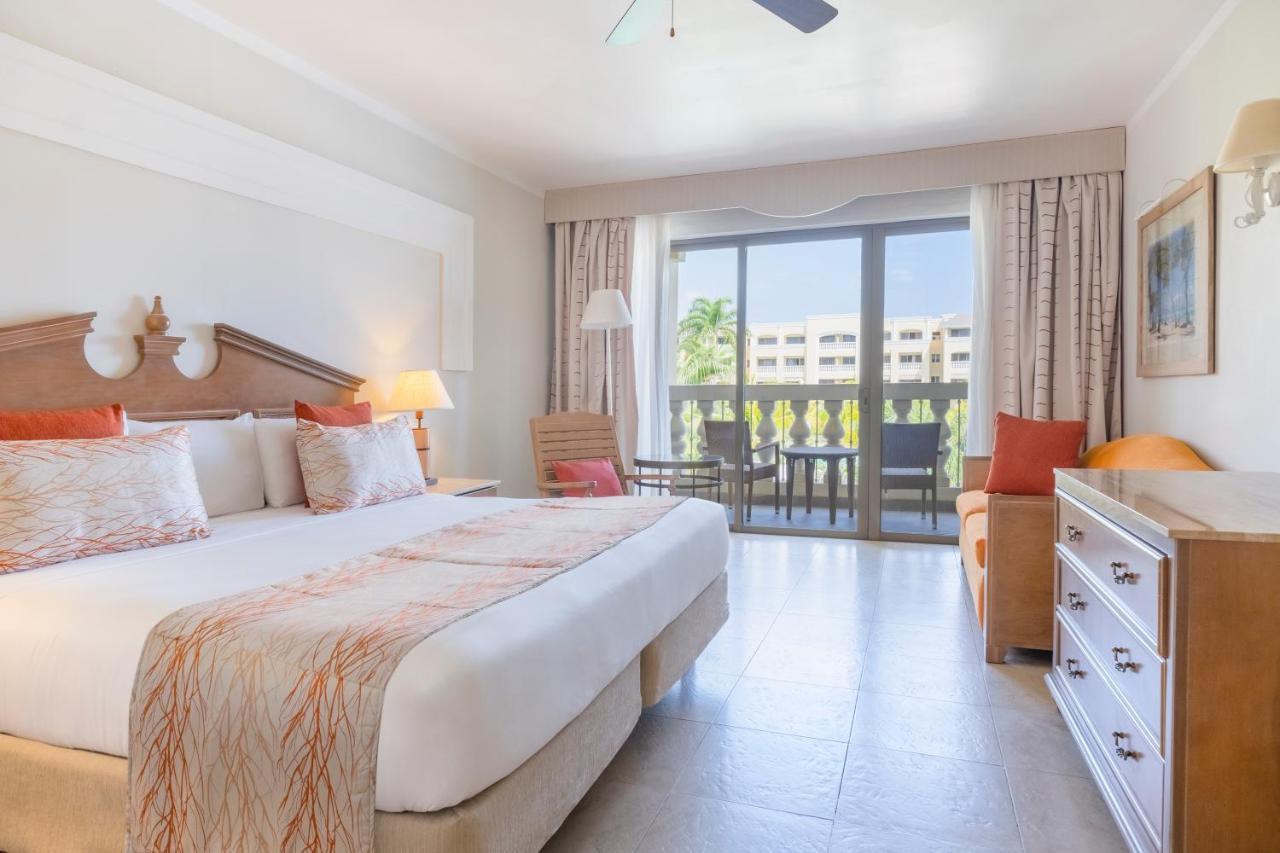 Iberostar Waves Rose Hall Beach 몬테고 베이 외부 사진