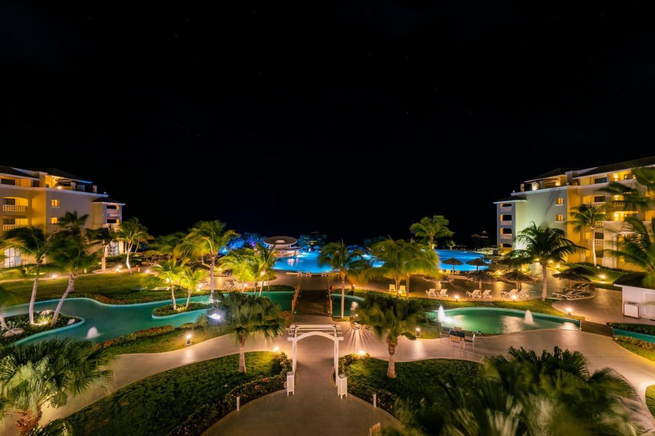 Iberostar Waves Rose Hall Beach 몬테고 베이 외부 사진