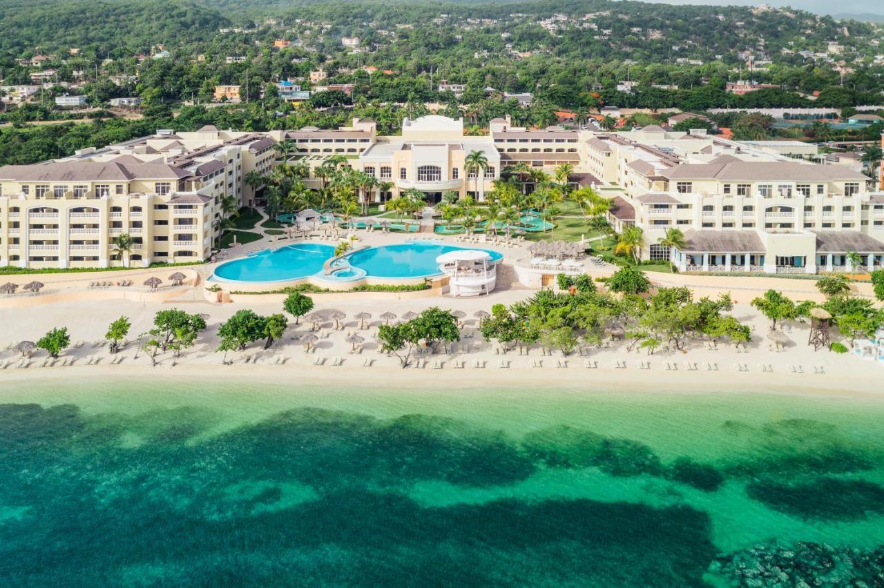 Iberostar Waves Rose Hall Beach 몬테고 베이 외부 사진