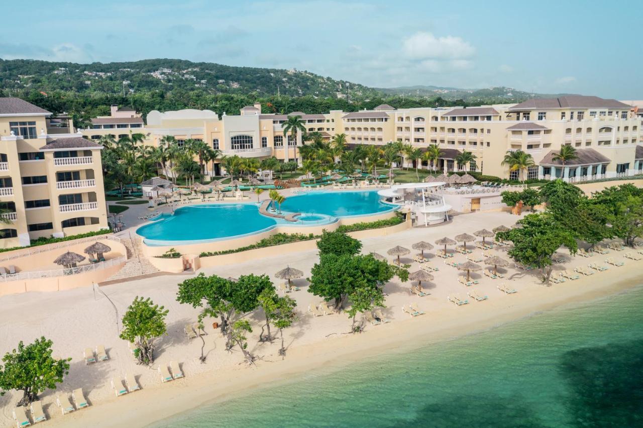 Iberostar Waves Rose Hall Beach 몬테고 베이 외부 사진