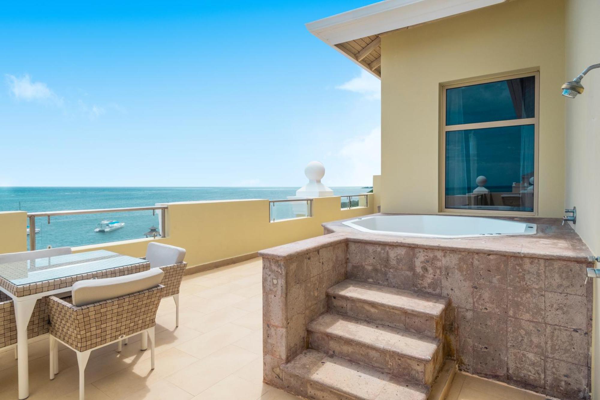 Iberostar Waves Rose Hall Beach 몬테고 베이 외부 사진